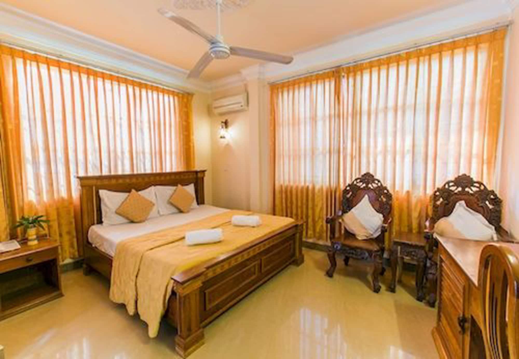 באטאמבנג Asia Hotel מראה חיצוני תמונה