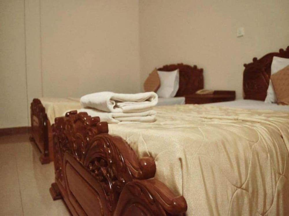 באטאמבנג Asia Hotel מראה חיצוני תמונה