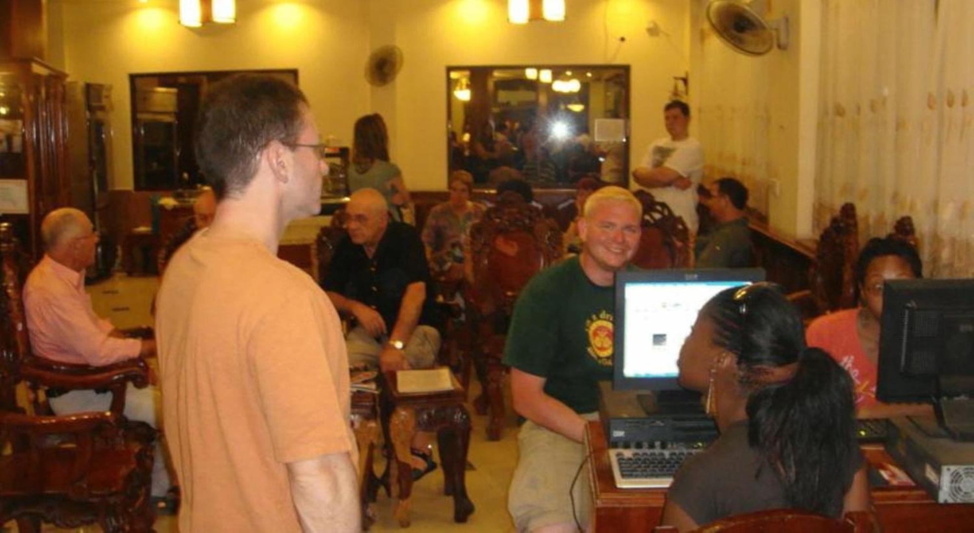 באטאמבנג Asia Hotel מראה חיצוני תמונה