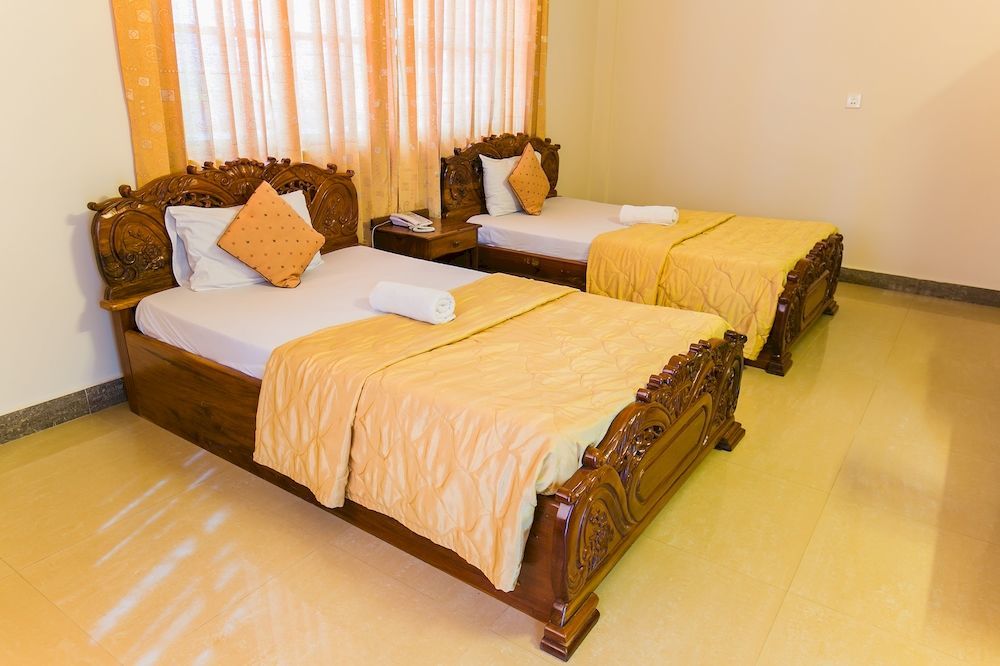 באטאמבנג Asia Hotel מראה חיצוני תמונה