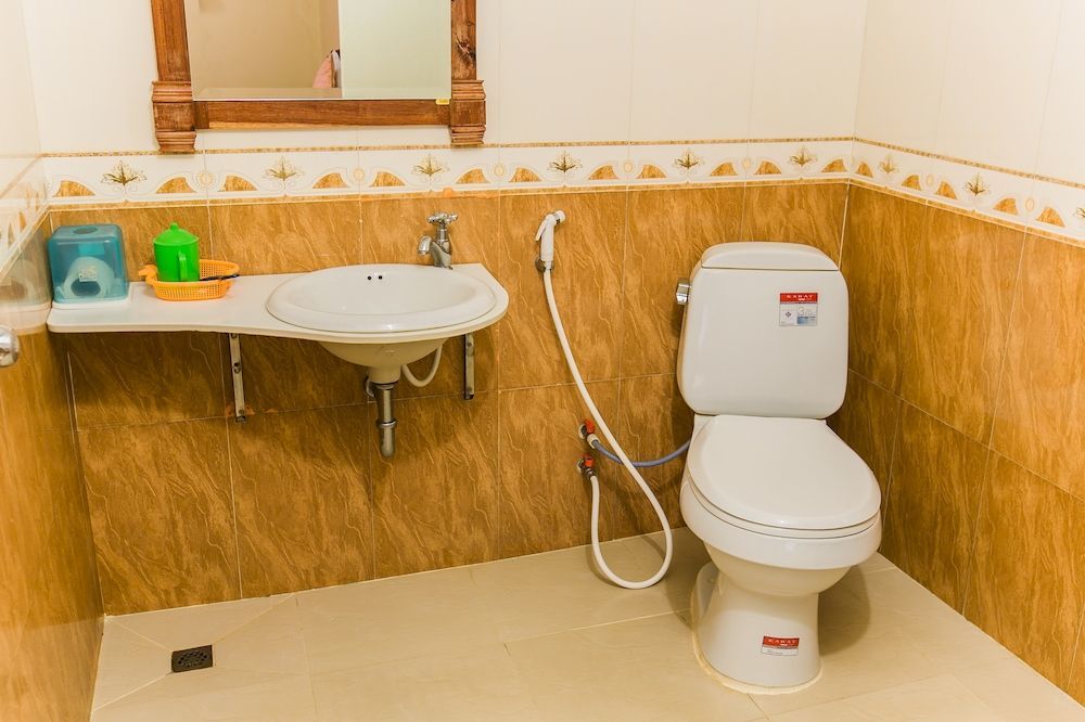 באטאמבנג Asia Hotel מראה חיצוני תמונה